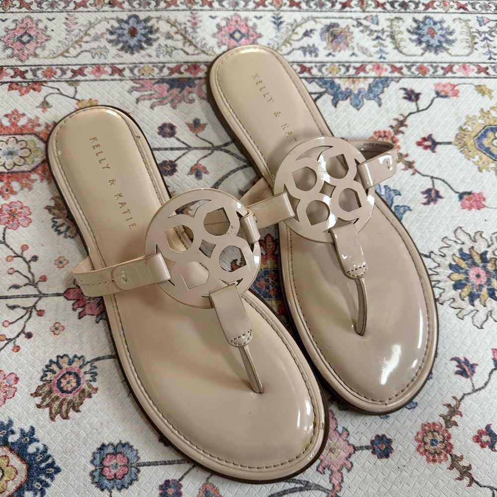 Kelly & Katie Women's Nude Patent Leather Thong boho beach Sandals.